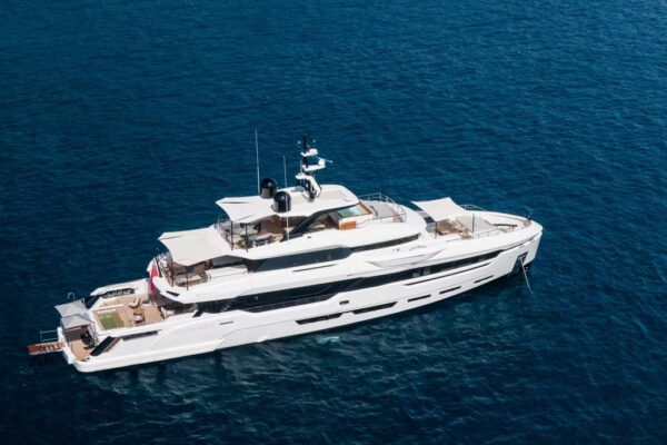 Itchko Ezratti Yacht