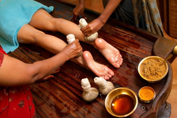 Top Benefits of Choosing Ayurvedic Treatment for Chronic Conditions