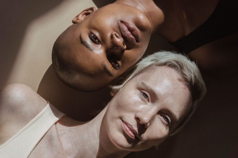 Oily Skin and Dry Skin Difference